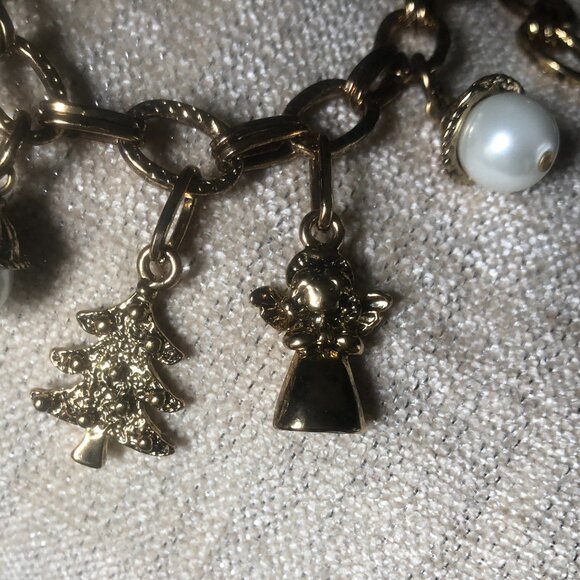 VTG Stauer Gold and Pearl Christmas Charm Bracelet - Picture 6 of 13